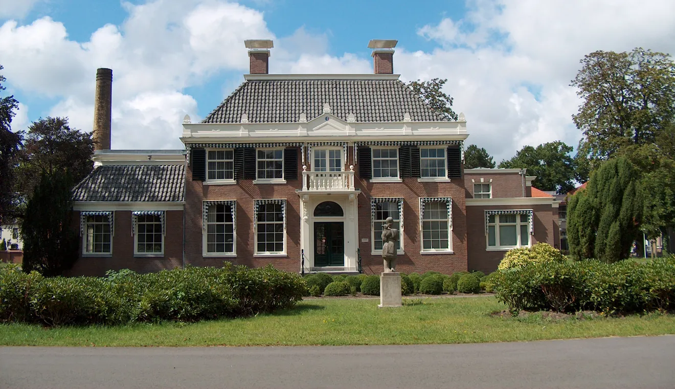 building on main site in Heemstede